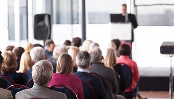 verwaltungsrat_fotolia